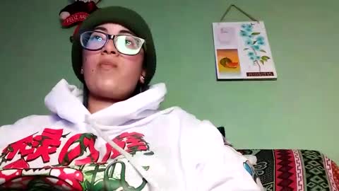 Snapshot of lucianacapisce chatting on February 14, 2025, 10:25 pm Dani 3 online show from February 14, 2025, 10:25 pm