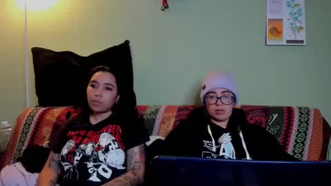 Snapshot of lucianacapisce chatting on February 19, 2025, 6:11 am Dani 3 online show from February 19, 2025, 6:11 am