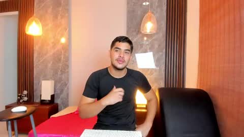 Luciano online show from June 2, 2026, 1:13 pm