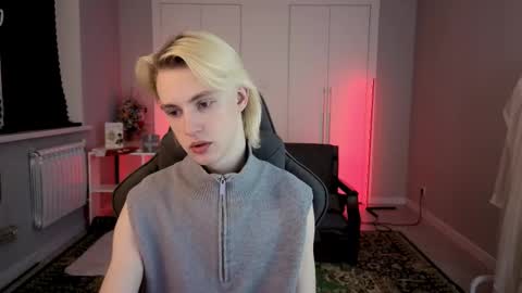 Angelok online show from March 15, 2026, 1:06 pm