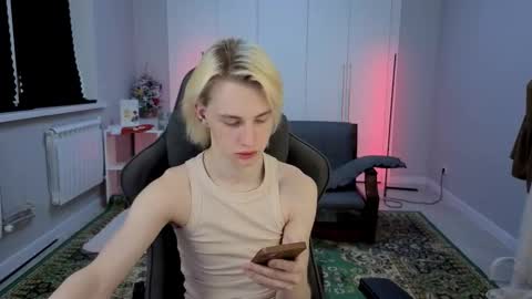 Angelok online show from March 17, 2026, 11:24 am