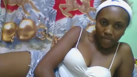lucie196645 online show from June 4, 2026, 7:42 pm