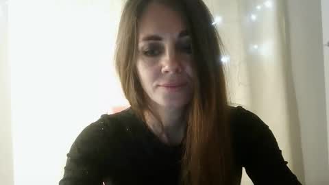 Snapshot of luciemack chatting on October 15, 2025, 6:41 pm LucieMack online show from October 15, 2025, 6:41 pm