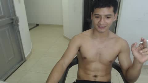 Snapshot of lucifferr_ chatting on March 9, 2025, 4:16 am leonel online show from March 9, 2025, 4:16 am