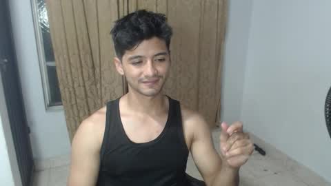 Snapshot of lucifferr_ chatting on December 21, 2025, 11:45 pm leonel online show from December 21, 2025, 11:45 pm