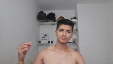 Snapshot of lucifferr_ chatting on March 3, 2026, 7:09 pm leonel online show from March 3, 2026, 7:09 pm