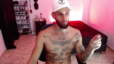 luciifer_hills online show from December 10, 2024, 6:38 pm