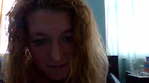 Snapshot of luciii113 chatting on February 3, 2026, 3:17 pm luciii113 online show from February 3, 2026, 3:17 pm