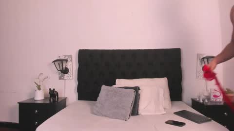Snapshot of lucio__fox chatting on September 16, 2025, 11:55 am Lucio online show from September 16, 2025, 11:55 am