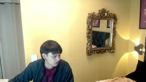 luckk_ online show from May 18, 2026, 9:37 am