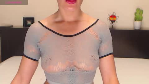 lucky4905010 online show from November 7, 2025, 8:20 pm