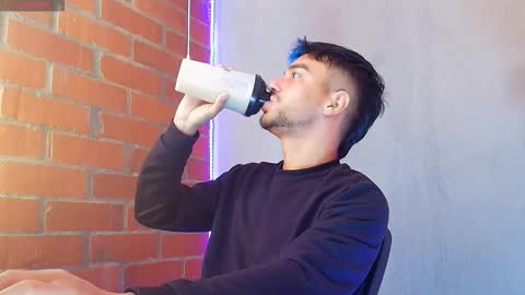 lucky_blessed online show from November 7, 2025, 4:07 pm