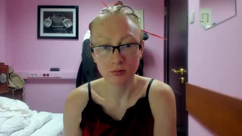 lucky_licky20 online show from February 22, 2025, 3:12 am