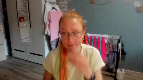 lucky_licky20 online show from October 2, 2025, 2:18 am