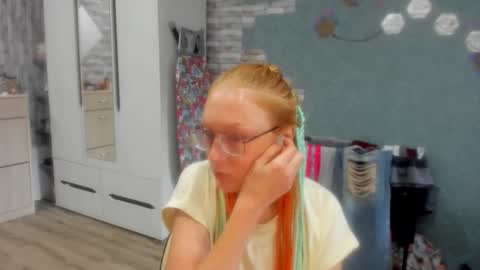 lucky_licky20 online show from October 25, 2025, 2:08 am