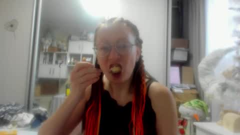 lucky_licky20 online show from November 17, 2025, 2:28 am