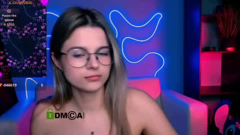 Mila Sweetheart online show from April 13, 2026, 8:14 pm