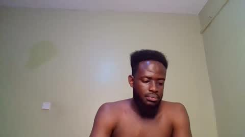 Snapshot of luckycharly chatting on January 31, 2025, 2:37 am MASTER DOM online show from January 31, 2025, 2:37 am