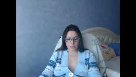 luckylinda23 online show from February 26, 2025, 2:03 pm