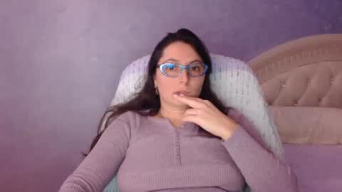 luckylinda23 online show from December 3, 2025, 12:36 pm