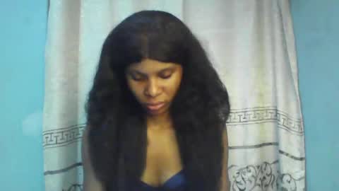 Snapshot of luckymadequeen chatting on January 12, 2025, 9:40 pm Gloria online show from January 12, 2025, 9:40 pm