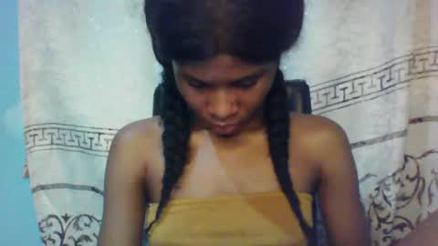 Snapshot of luckymadequeen chatting on January 26, 2025, 11:50 pm Gloria online show from January 26, 2025, 11:50 pm