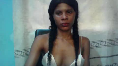 Snapshot of luckymadequeen chatting on February 9, 2025, 11:14 am Gloria online show from February 9, 2025, 11:14 am