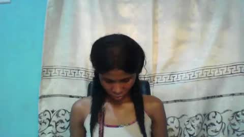 Snapshot of luckymadequeen chatting on February 16, 2025, 10:32 am Gloria online show from February 16, 2025, 10:32 am