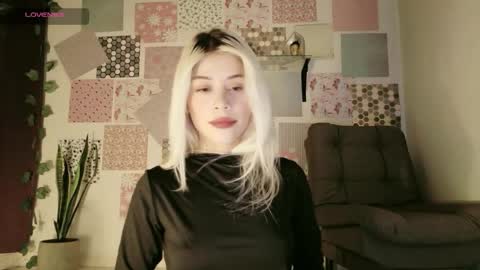 Snapshot of luckysapphire777 chatting on April 26, 2026, 12:25 pm luckysapphire777 online show from April 26, 2026, 12:25 pm