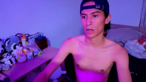 Lu Independent Model online show from September 9, 2025, 6:35 am