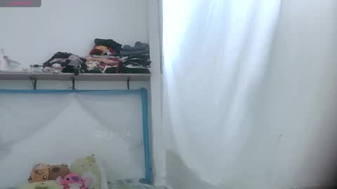 Lucrecia... new accout...OFS LU 21 online show from January 19, 2025, 1:33 pm