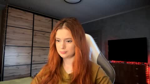 EmmaEmbers online show from April 6, 2026, 3:13 pm