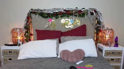 Lucy online show from February 19, 2025, 9:14 pm