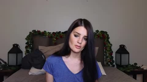 Lucy online show from November 22, 2025, 9:14 pm