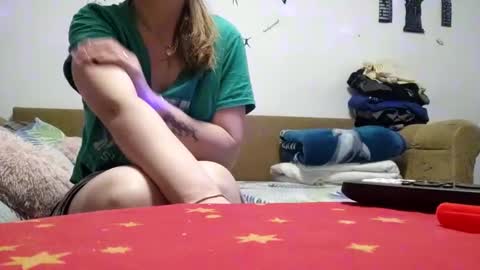 Snapshot of lucy_angel5 chatting on January 24, 2025, 4:59 am Lucy online show from January 24, 2025, 4:59 am