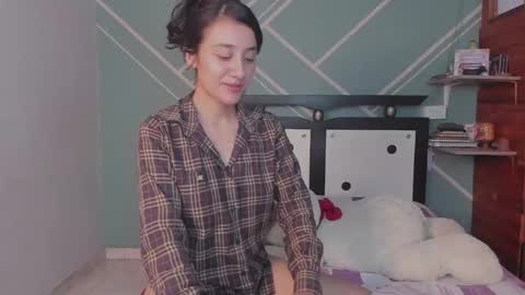 Lucy Herrera online show from January 31, 2026, 10:52 pm