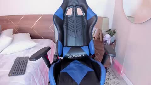 Your Lucy online show from November 13, 2025, 4:55 am