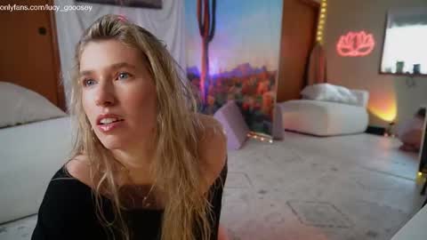 Lucy. online show from October 8, 2025, 10:18 pm