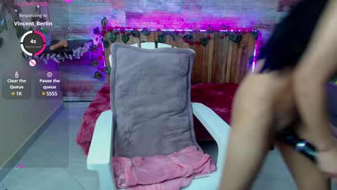 Snapshot of lucy_joi chatting on December 19, 2024, 2:12 am Luciana online show from December 19, 2024, 2:12 am