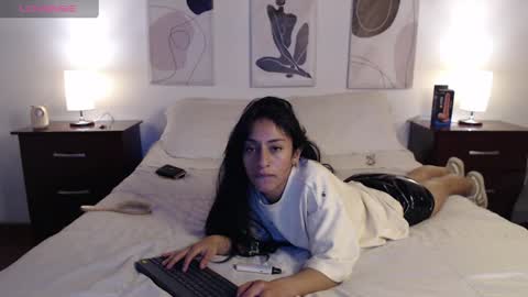 Snapshot of lucy_joi chatting on January 19, 2025, 3:18 am Luciana online show from January 19, 2025, 3:18 am