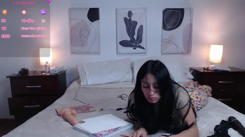 Snapshot of lucy_joi chatting on January 24, 2025, 9:06 am Luciana online show from January 24, 2025, 9:06 am