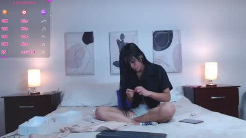 Snapshot of lucy_joi chatting on January 26, 2025, 6:17 am Luciana online show from January 26, 2025, 6:17 am