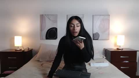 Snapshot of lucy_joi chatting on February 13, 2025, 8:24 pm Luciana online show from February 13, 2025, 8:24 pm