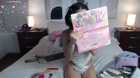 Snapshot of lucy_joi chatting on March 3, 2025, 12:15 am Luciana online show from March 3, 2025, 12:15 am