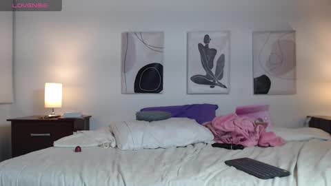 Snapshot of lucy_joi chatting on March 8, 2025, 5:38 am Luciana online show from March 8, 2025, 5:38 am