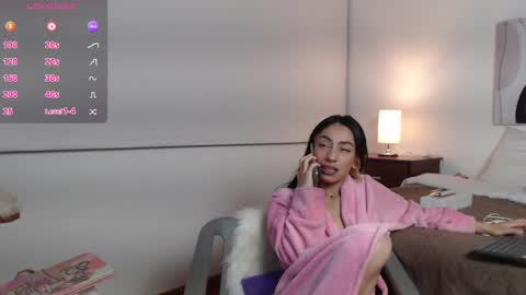Snapshot of lucy_joi chatting on March 9, 2025, 12:00 am Luciana online show from March 9, 2025, 12:00 am