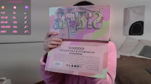 Snapshot of lucy_joi chatting on March 9, 2025, 3:01 am Luciana online show from March 9, 2025, 3:01 am