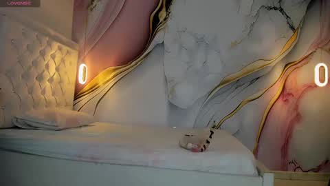 Lucy online show from November 21, 2025, 11:42 am