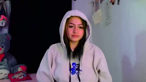 LUCIA  online show from December 10, 2024, 1:22 am