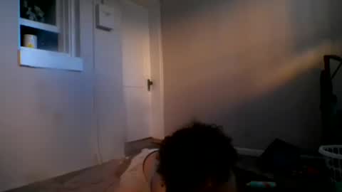 lucydreamsx2 online show from March 25, 2026, 12:49 am